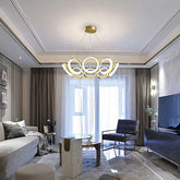 Ringformad Petaldesign Guld LED Taklampa