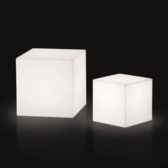Vit Kubisk LED Utomhus Golvlampa