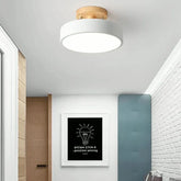 Vit Rund Minimalistisk Trätaklampa För Korridor