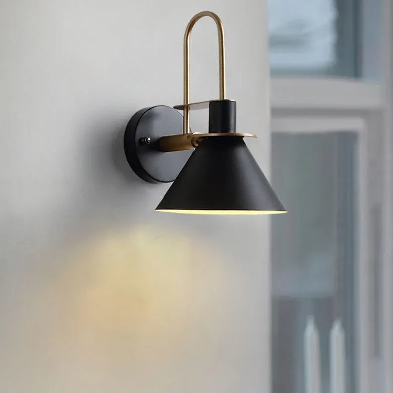 Morandi Konformad Industriell Vägglampa 