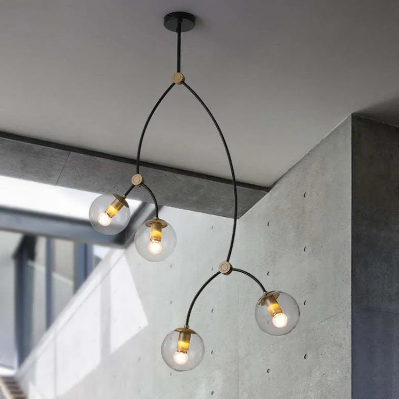 Modern Svart Lampadario med Grenar i Minimalistisk Stil 